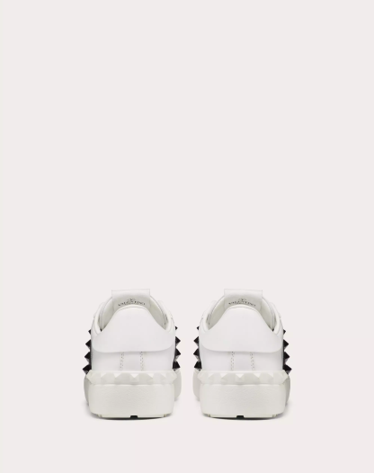 ROCKSTUD UNTITLED SNEAKER IN CALFSKIN LEATHER WITH TONAL STUDS